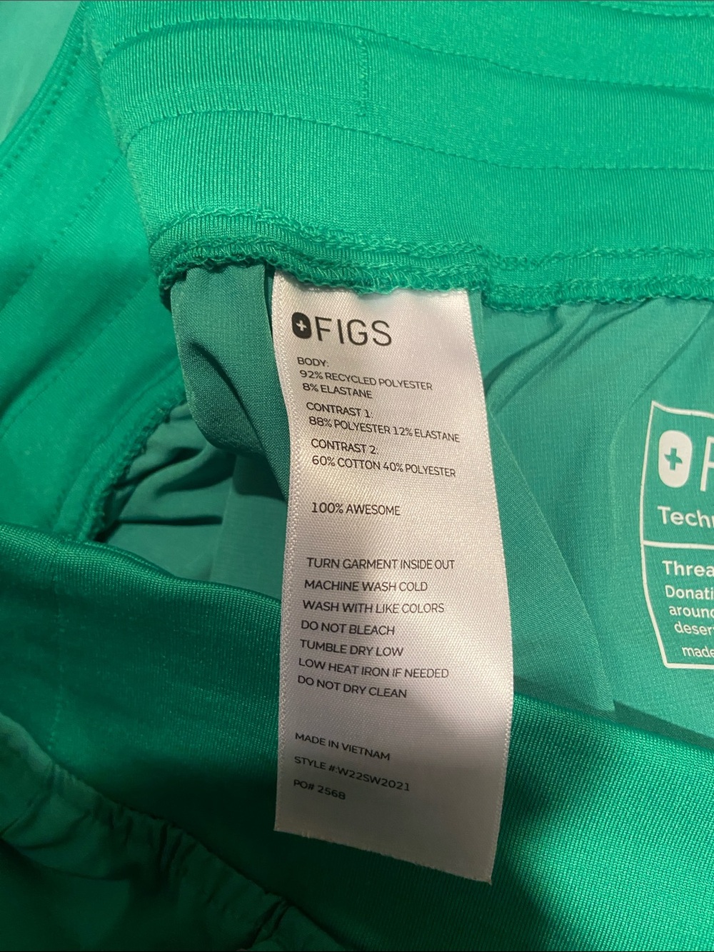 Figs Women's Scrub Set in Safety Green top small bottoms medium - Picture 3 of 12